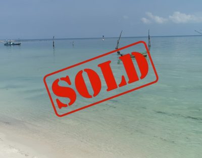 SOLD – BEACH FRONT property to renovate – 18 million THB